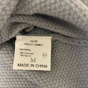 Chic Gray Knit Sweater